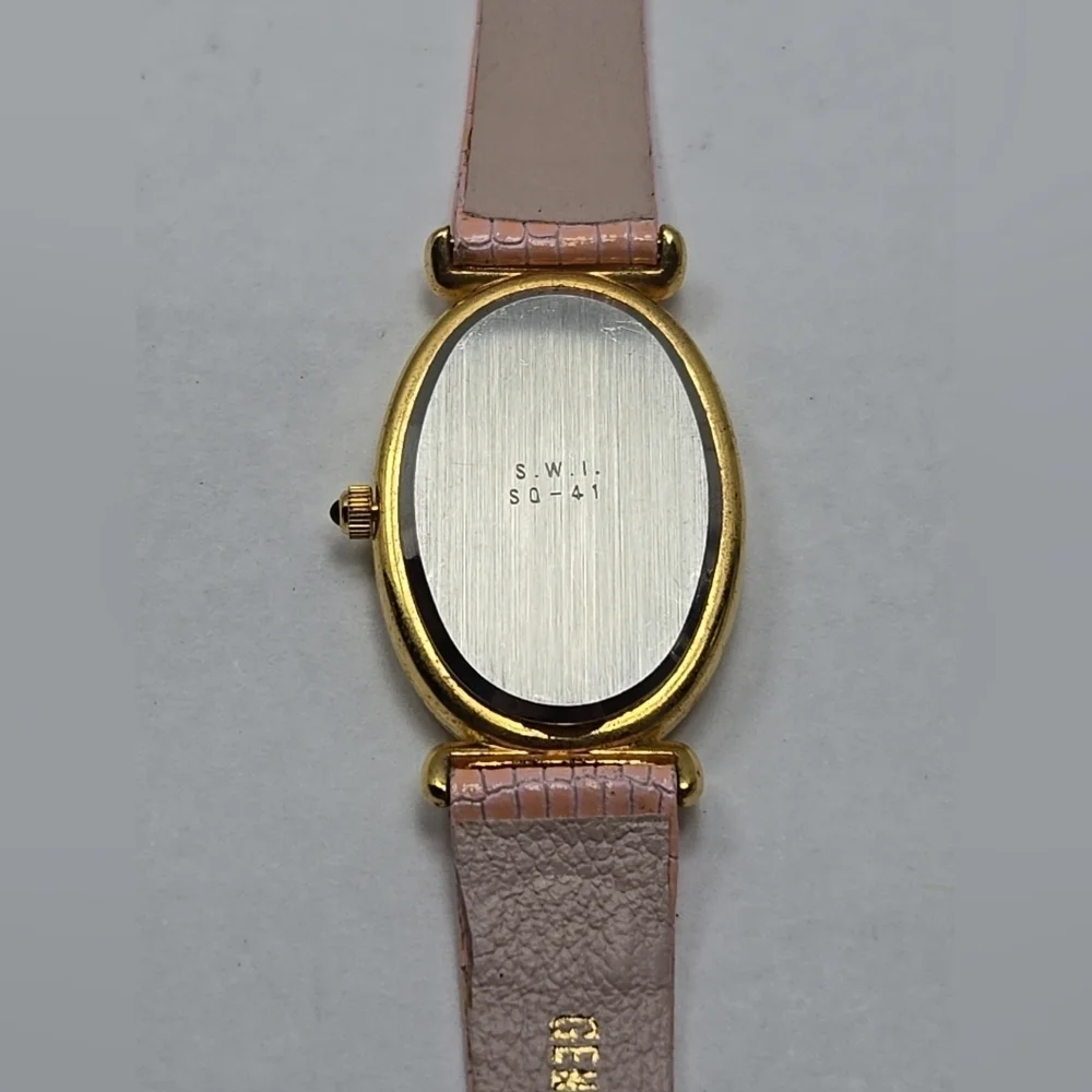 Womens Vintage Vienna Watch Classic Luxury Gold Tone Pink Leather New Battery